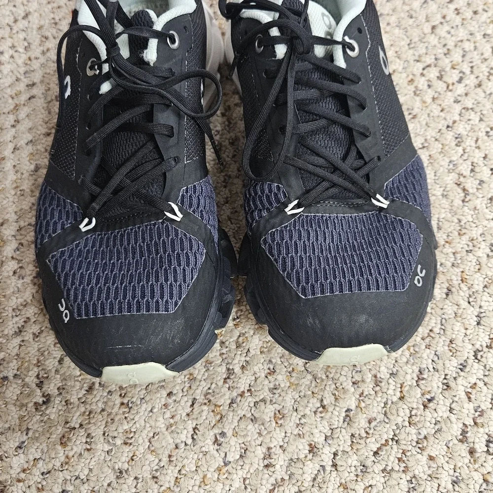 On Clouds missing insoles